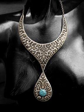 Vintage Warrior Woman Collar Necklace
